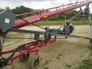 extractor in the field